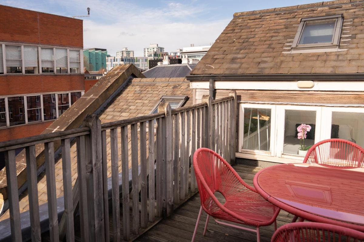 The Amazing Triplex - City Centre - Free Parking Sheffield Exterior foto
